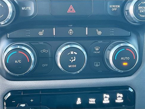 Used 2021 RAM 1500 Big Horn image 19