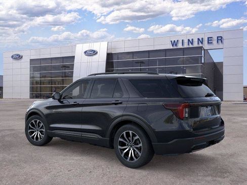 New 2026 Ford Explorer ST-Line AWD/4WD image 4