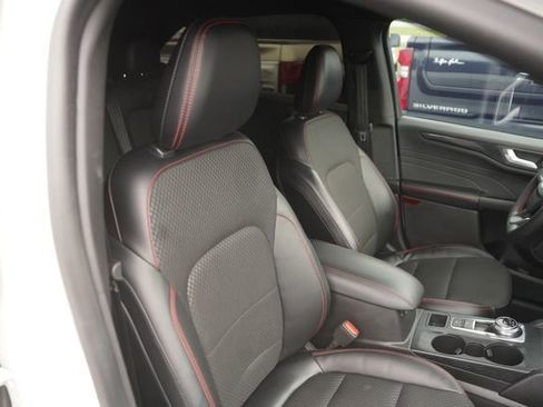 Certified 2023 Ford Escape ST-Line w/ Tech Pack #1 FWD image 19