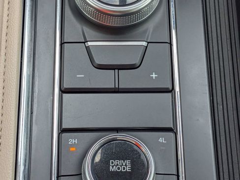 Used 2024 Ford Expedition Max XLT AWD/4WD image 31