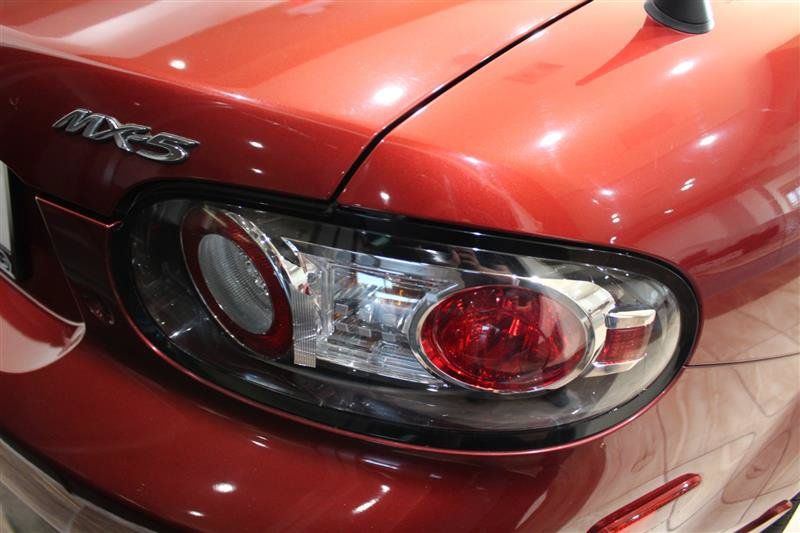 Used 2008 MAZDA MX-5 Miata Touring w/ Suspension Pkg RWD image 11