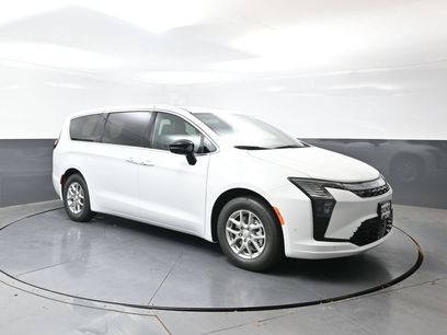 New 2027 Chrysler Pacifica Select