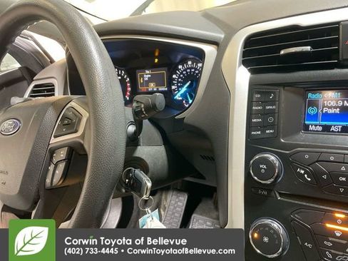 Used 2014 Ford Fusion SE image 19