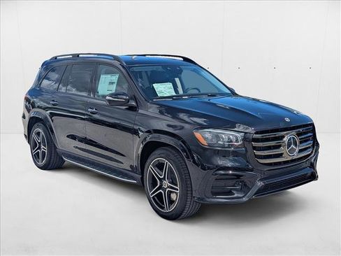 New 2026 Mercedes-Benz GLS 450 4MATIC image 6