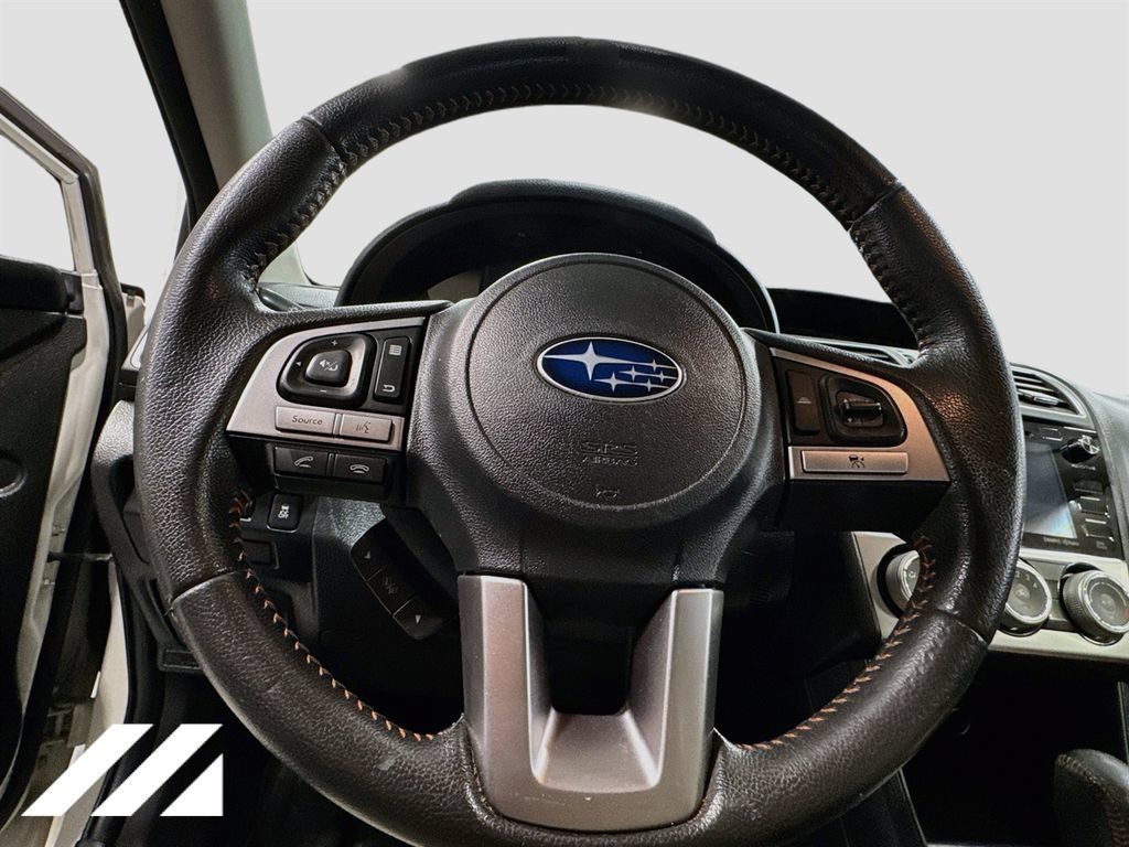 Used 2016 Subaru Crosstrek 2.0i Premium AWD/4WD image 11