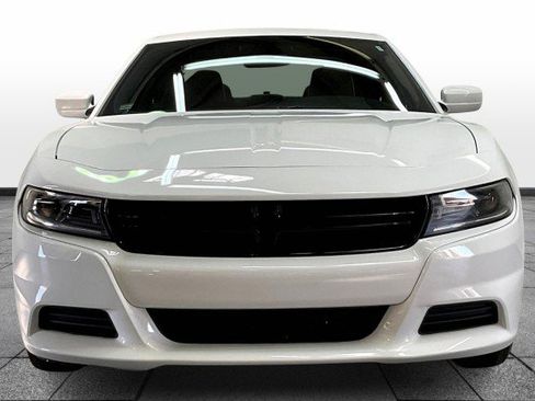 Used 2022 Dodge Charger SXT w/ Leather Interior Group image 3