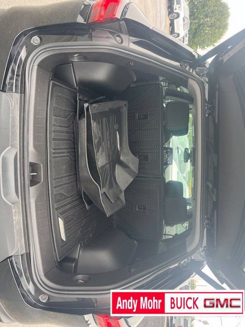 Used 2025 Chevrolet Blazer LT w/ Convenience Package FWD image 13