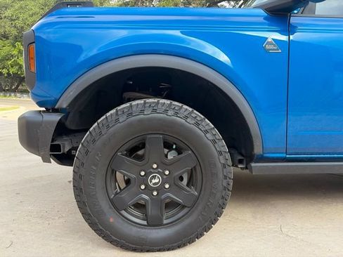 Used 2024 Ford Bronco Black Diamond AWD/4WD image 3