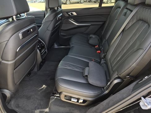 New 2026 BMW X7 xDrive40i w/ Executive Package image 33