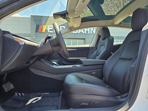 Used 2023 Tesla Model 3 Standard Range RWD image 12