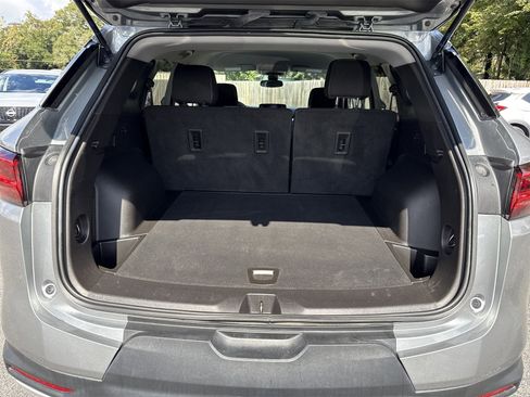 Used 2023 Chevrolet Blazer LT w/ Driver Confidence Package image 27