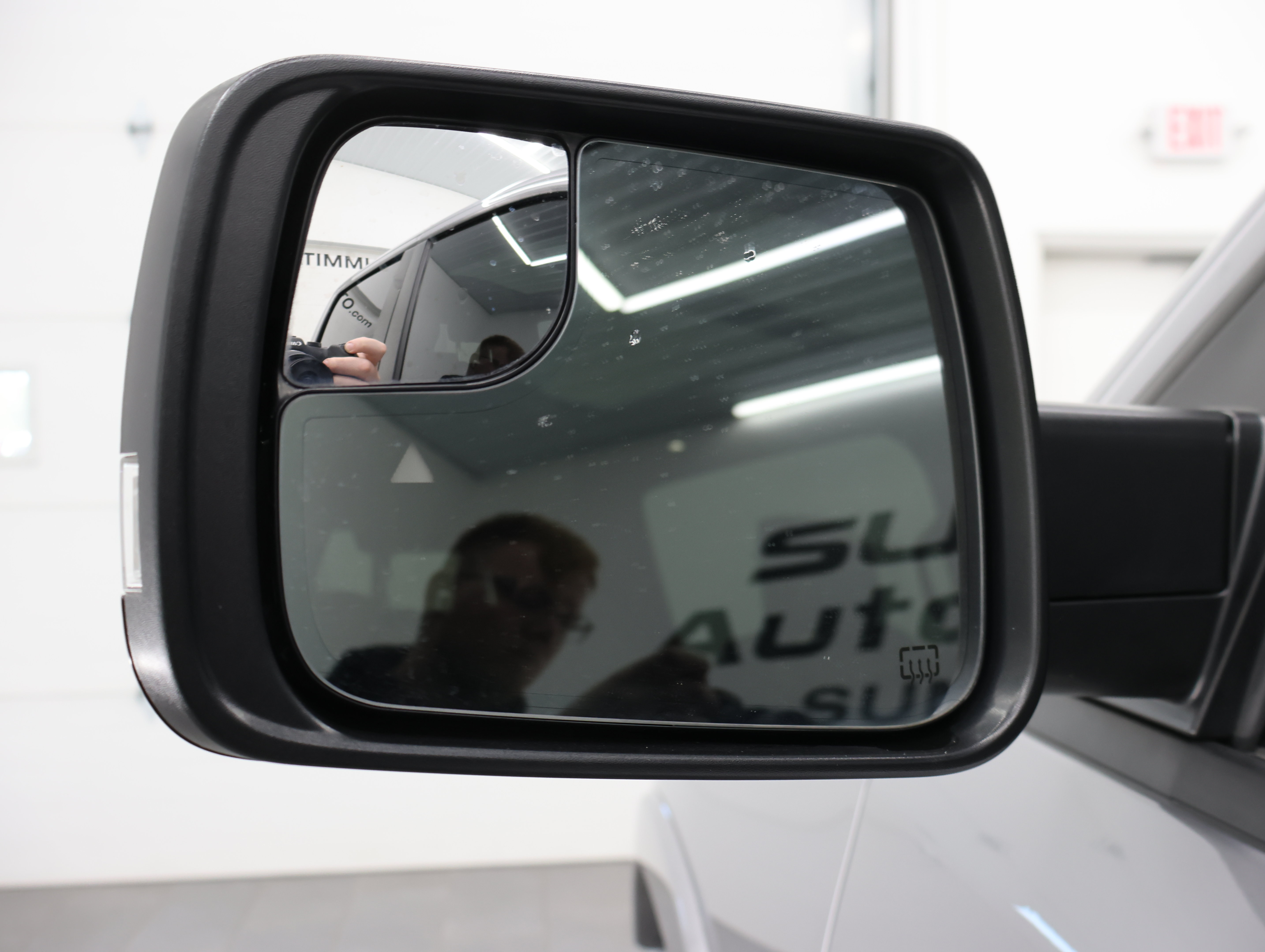 Used 2020 RAM 1500 Laramie AWD/4WD image 38