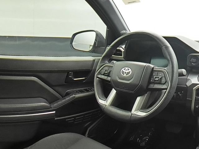 Used 2024 Toyota Tacoma SR5 AWD/4WD image 21