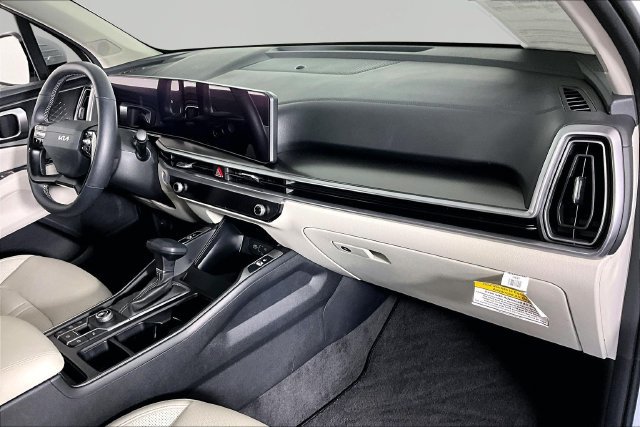 Certified 2026 Kia Sorento S FWD image 25