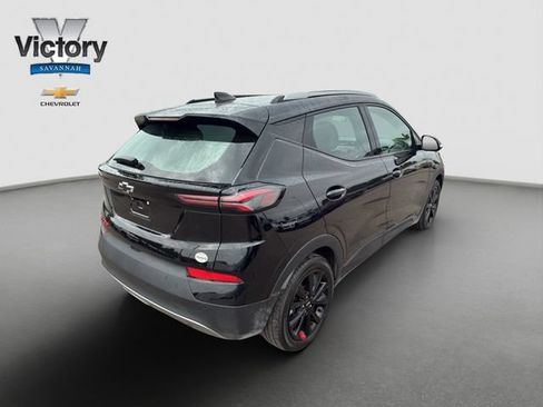 Used 2023 Chevrolet Bolt EUV LT w/ Convenience Package FWD image 7