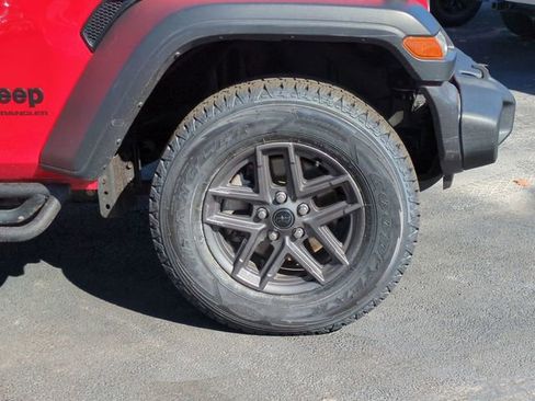 Certified 2024 Jeep Wrangler Unlimited Sport AWD/4WD image 10