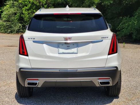 New 2026 Cadillac XT5 Premium Luxury w/ Driver Assist Package FWD image 5