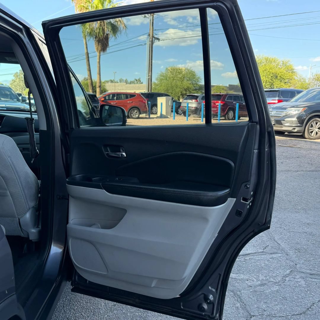 Used 2017 Honda Pilot EX image 39