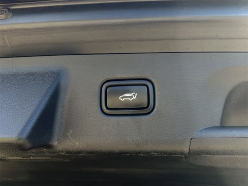 Used 2024 Hyundai Palisade Limited image 26