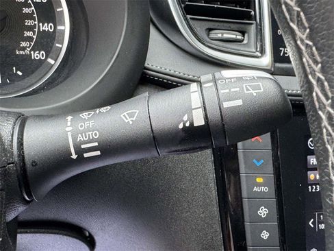 Used 2023 INFINITI QX55 Essential image 26