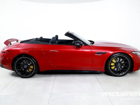 Used 2022 Mercedes-Benz SL 55 AMG 4MATIC image 10