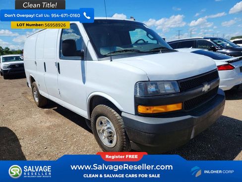 Used 2020 Chevrolet Express 2500 w/ Driver Convenience Package RWD image 5