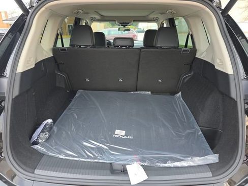 New 2026 Nissan Rogue SV w/ SV Premium Package image 23