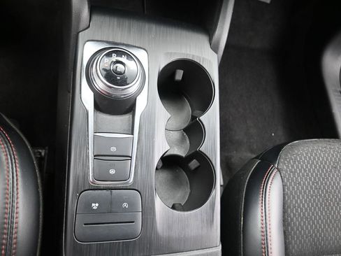 Used 2025 Ford Escape ST-Line FWD image 16