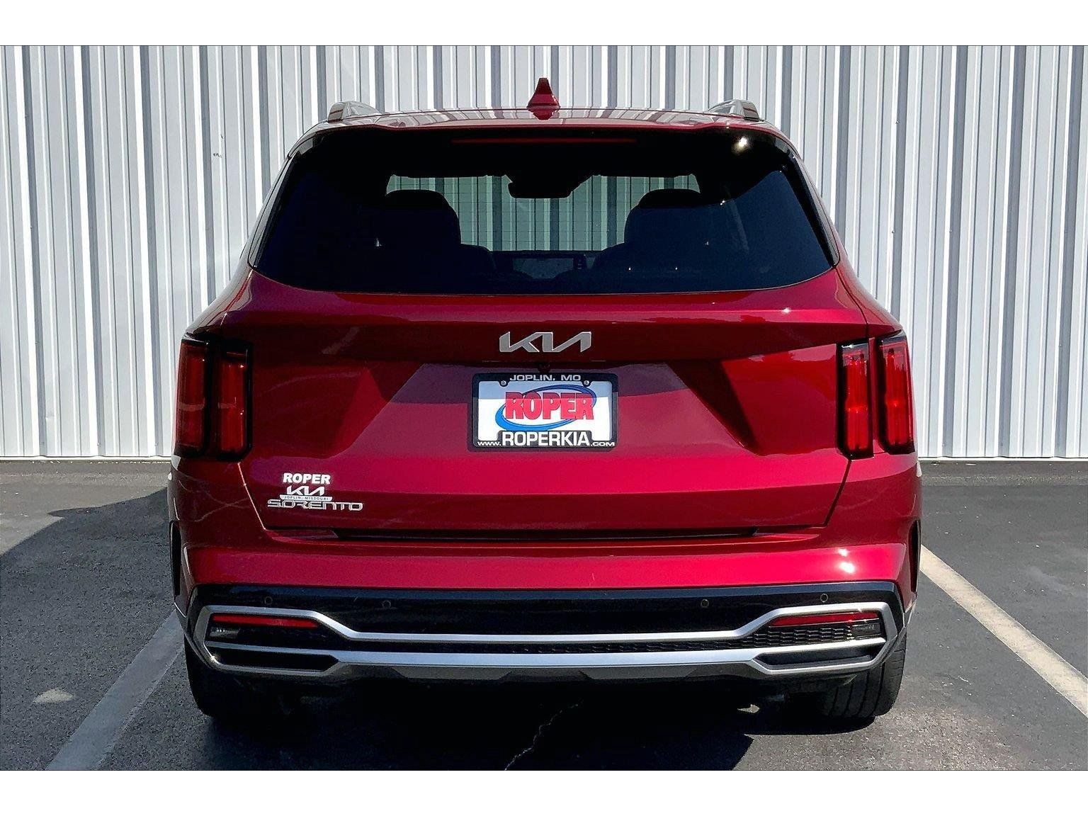 Used 2023 Kia Sorento SX FWD image 4