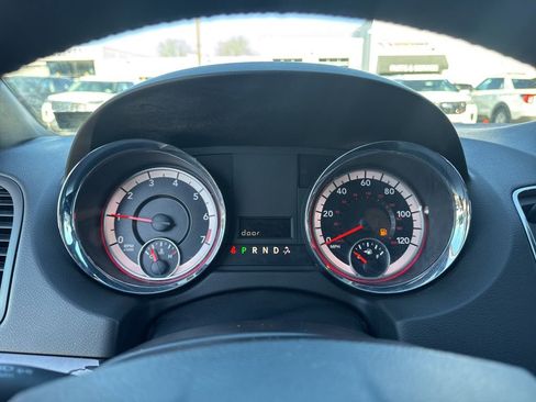 Used 2018 Dodge Grand Caravan SE image 26