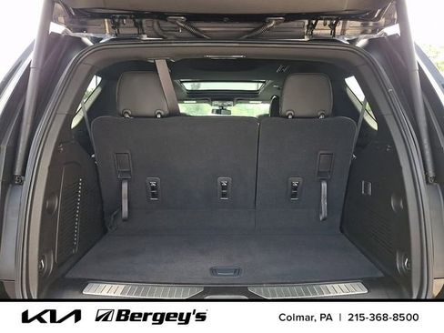 Used 2021 Chevrolet Tahoe Z71 AWD/4WD image 32