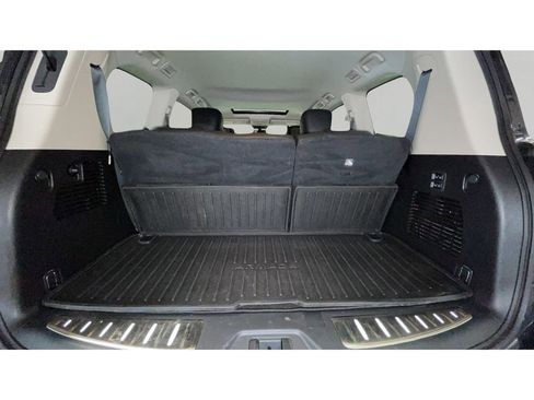Used 2023 Nissan Armada Platinum w/ Captain's Chairs Package AWD/4WD image 19