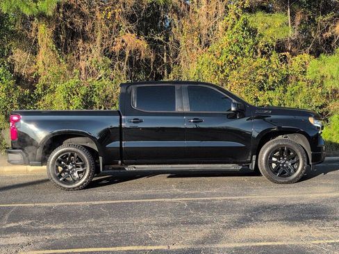 Used 2023 Chevrolet Silverado 1500 RST image 2