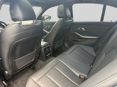 Used 2022 BMW 330i Sedan w/ Driving Assistance Package RWD image 25