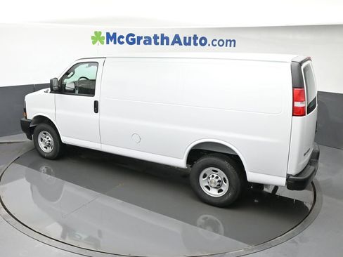 New 2026 Chevrolet Express 2500 w/ Driver Convenience Package image 17