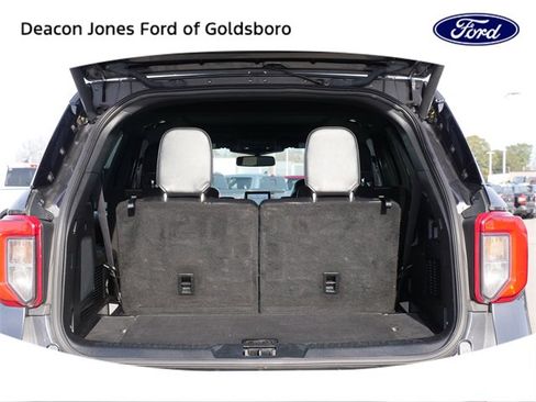 Used 2020 Ford Explorer ST w/ Premium Technology Package image 14