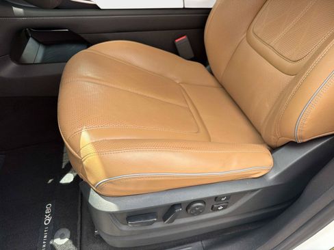 Used 2025 INFINITI QX80 Sensory AWD/4WD image 21