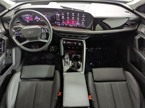 New 2025 Audi Q5 Premium Plus image 10