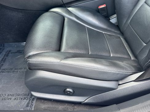Used 2018 Mercedes-Benz C 300 Sedan image 15