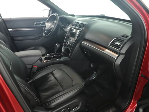 Used 2018 Ford Explorer Limited w/ Equipment Group 301A image 16