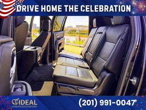Used 2024 Chevrolet Suburban Z71 AWD/4WD image 14