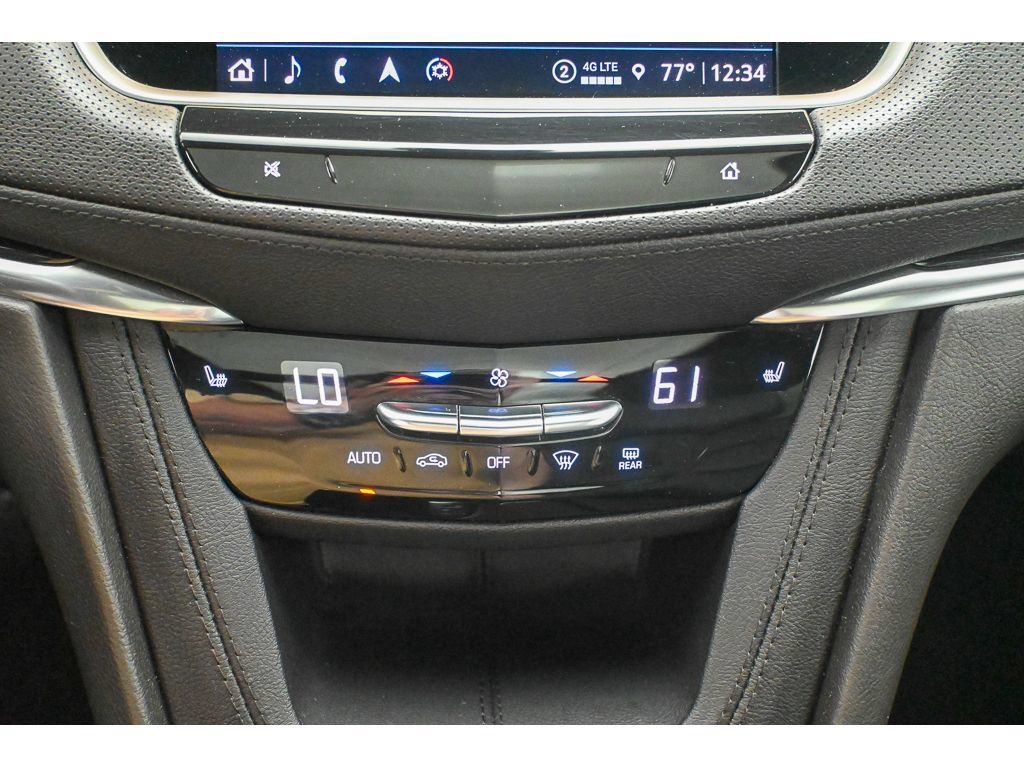 Used 2023 Cadillac XT5 Premium Luxury FWD image 45