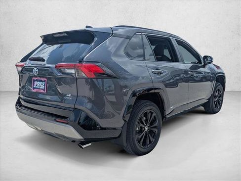 Certified 2025 Toyota RAV4 SE w/ Convenience Package AWD/4WD image 5