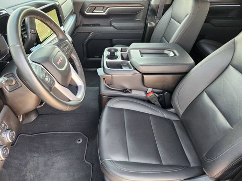 Certified 2026 GMC Sierra 1500 SLT AWD/4WD image 14