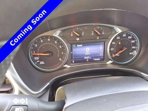 Used 2022 Chevrolet Equinox LS w/ LS Convenience Package FWD image 2