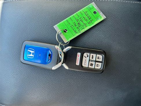 Used 2018 Honda Clarity Touring image 37