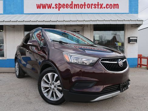 Used 2017 Buick Encore Preferred image 2