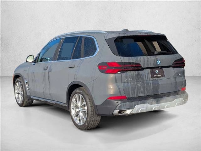 Used 2026 BMW X5 xDrive50e w/ Executive Package AWD/4WD image 8