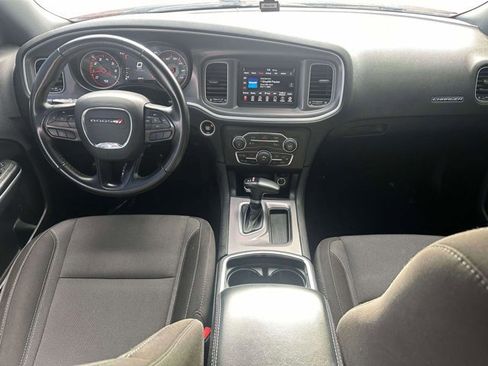 Used 2022 Dodge Charger SXT image 13