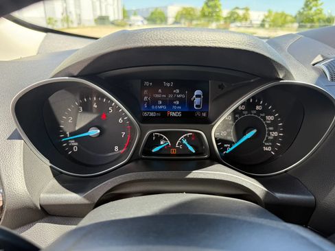 Used 2018 Ford Escape Titanium FWD image 25
